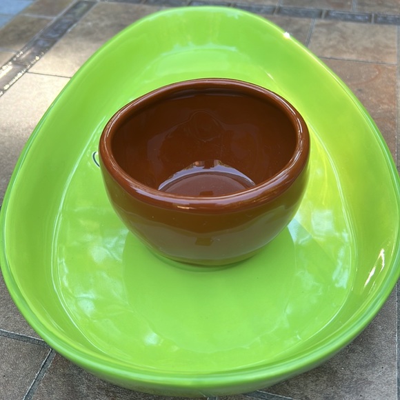 New Avocado shaped Rae Dunn Chips & Dip serving platter - Picture 2 of 6